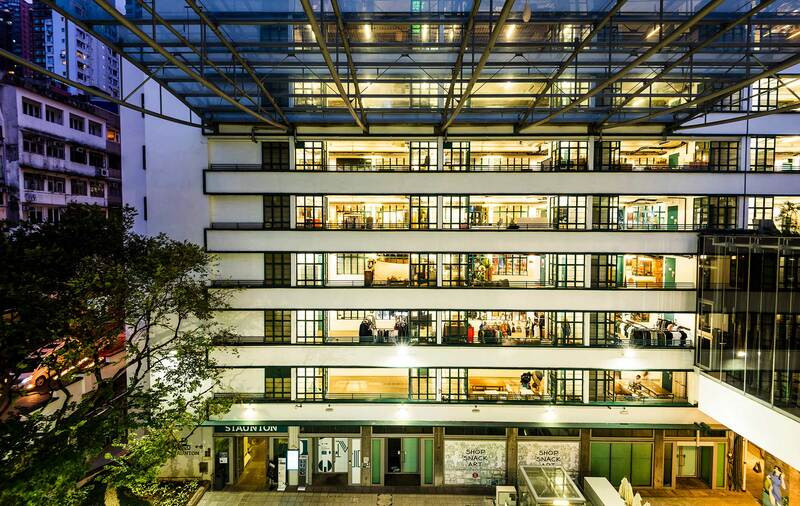 PMQ (Police Married Quarters) – Khu sáng tạo nghệ thuật