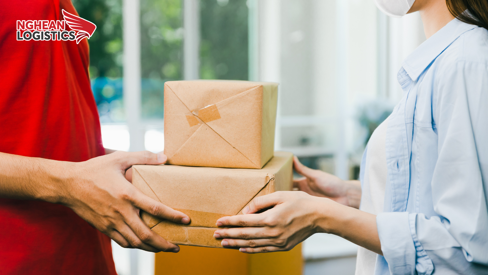 Gửi quần áo từ Hồng Kông về Việt Nam nhanh chóng, tiết kiệm