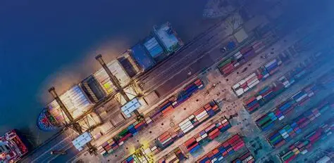 Hồng Kông – Trung Tâm Tài Chính Và Logistics Quốc Tế