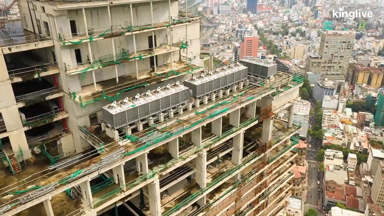 Chung cư bỏ hoang ở Quarry Bay – Phong thủy xấu khiến nơi đây khó bán
