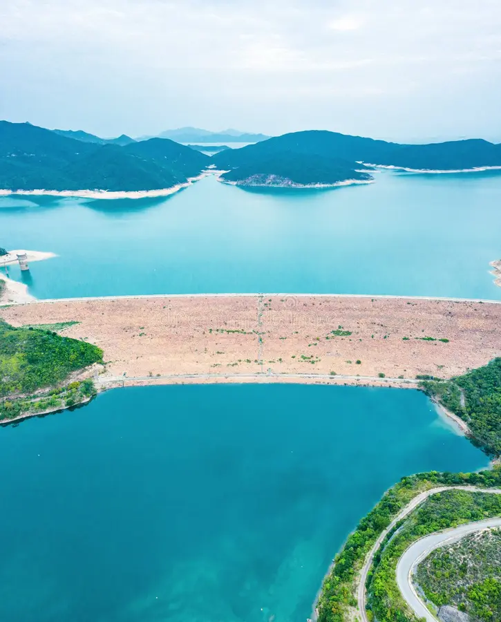 High Island Reservoir – Cột Đá Lục Giác Kỳ Vĩ
