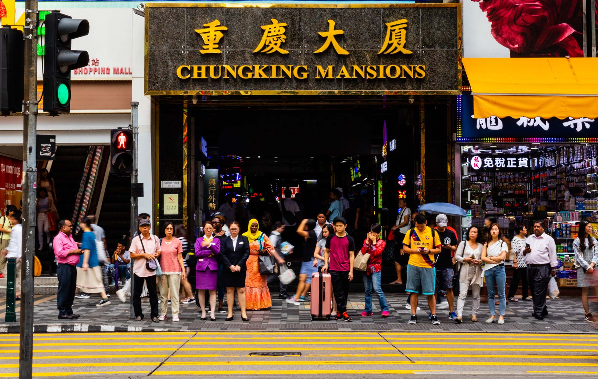 Chungking Mansions – Thế giới thu nhỏ giữa Hong Kong