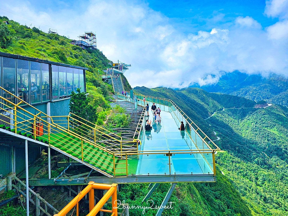 Sky Bridge Tung Chung – Cầu kính giữa không trung