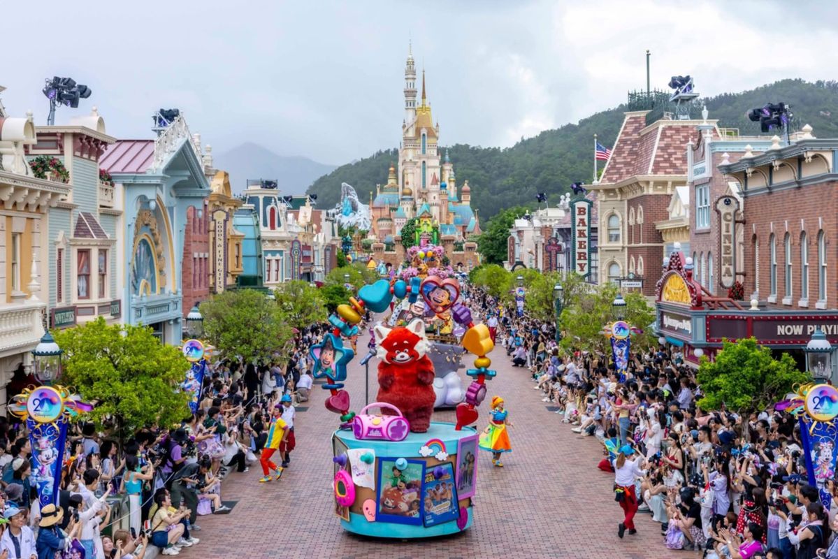 KHÁM PHÁ CÔNG VIÊN HỒNG KÔNG KHÁM PHÁ CÔNG VIÊN HỒNG KÔNG