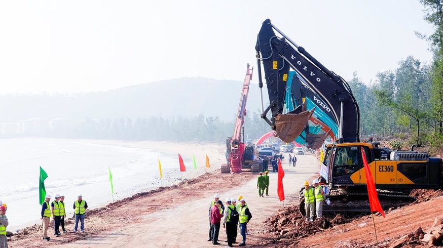 Siêu cảng Cửa Lò 9.000 tỷ: Cửa ngõ giao thương Việt - Lào - Thái. Siêu cảng Cửa Lò 9.000 tỷ: Cửa ngõ giao thương Việt - Lào - Thái.