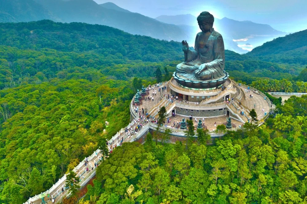 Đảo Lạn Sơn: Thiên Đường Du Lịch Xanh Tại Hồng Kông