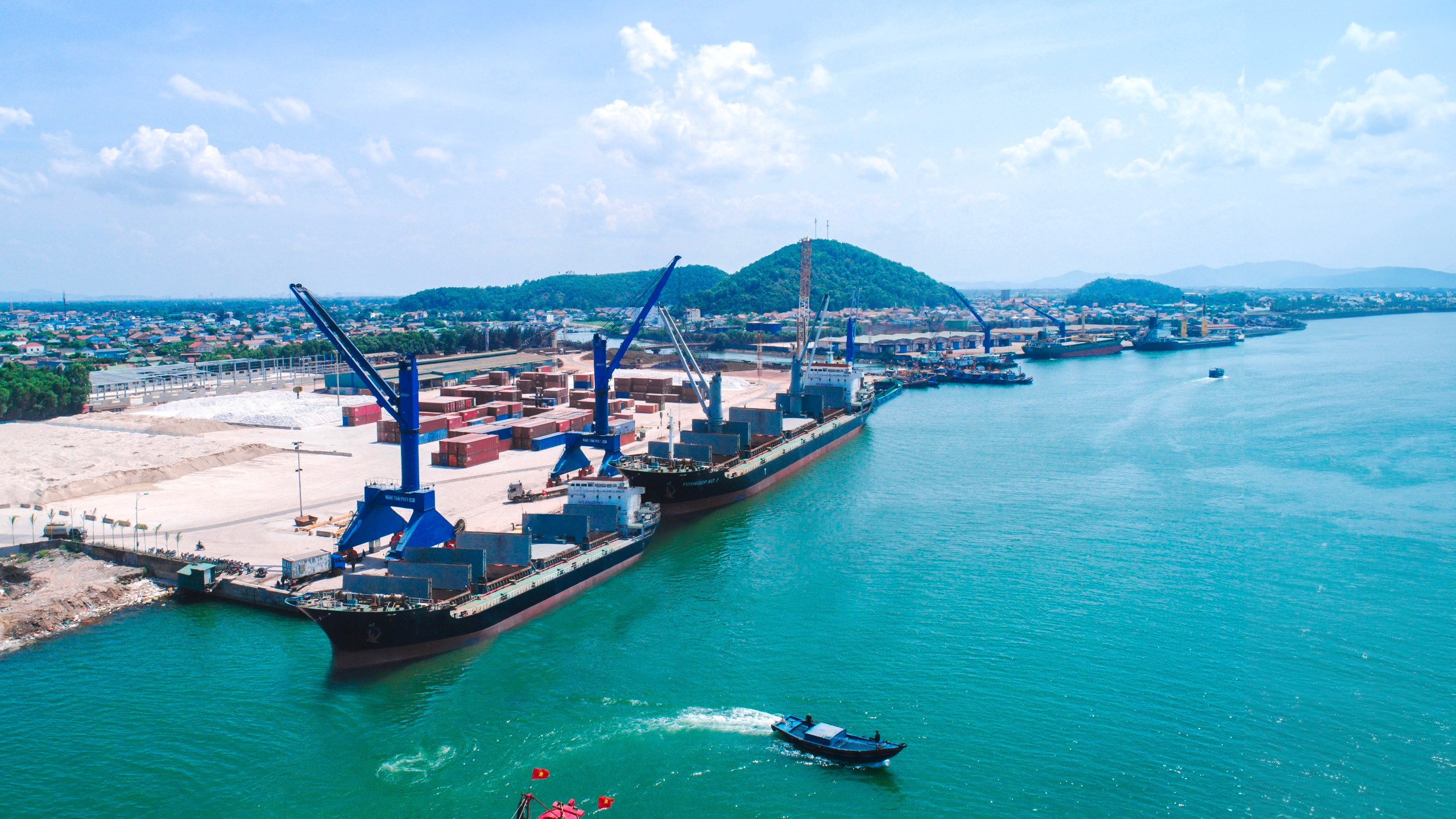 Nghệ An Thúc Đẩy Logistics Tạo Động Lực Tăng Trưởng Kinh Tế