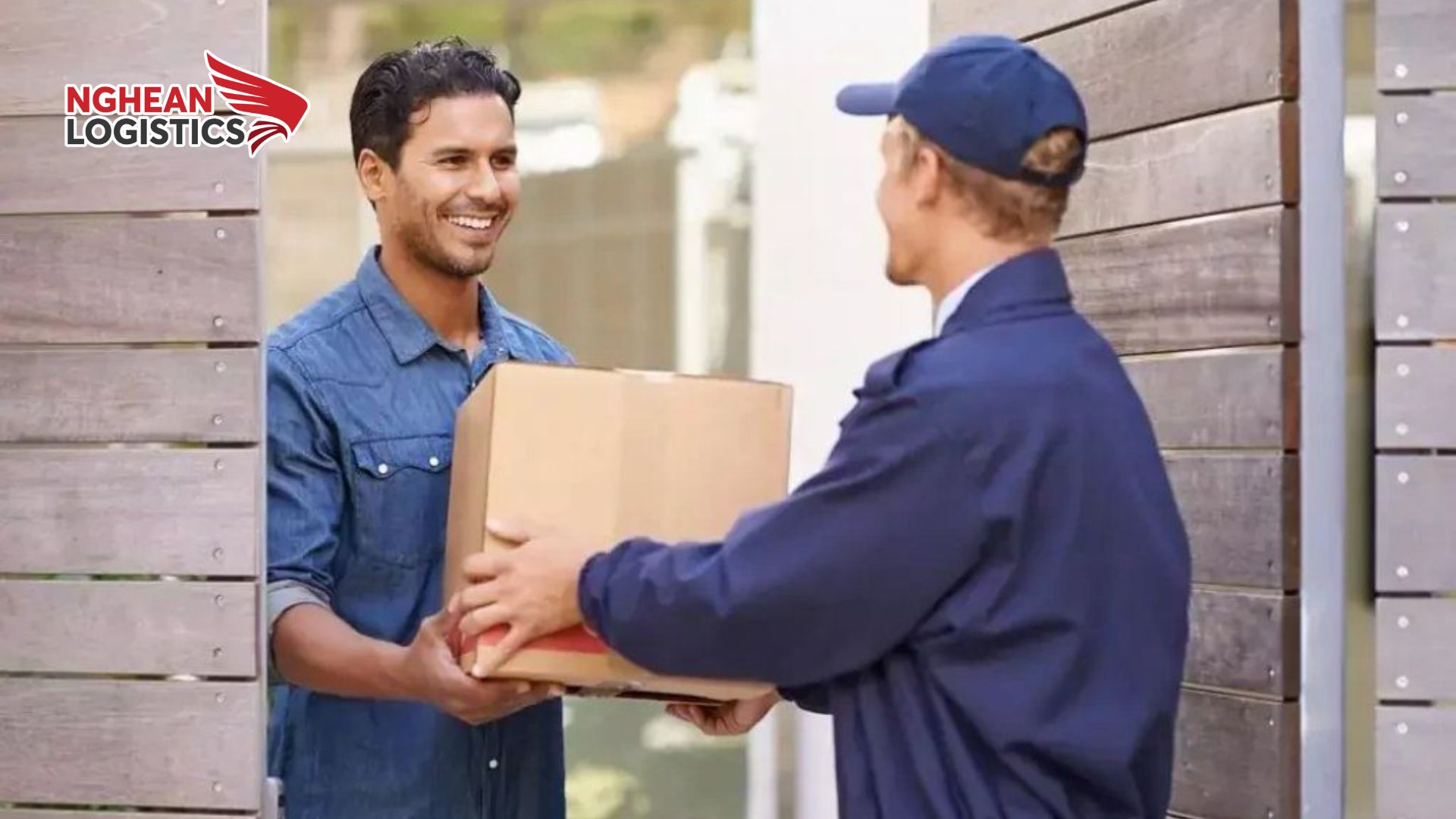 Door-to-Door là gì? Có nên sử dụng không?